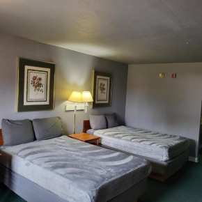Hotel King Bed Hotel Studio 127 & Hot Tub